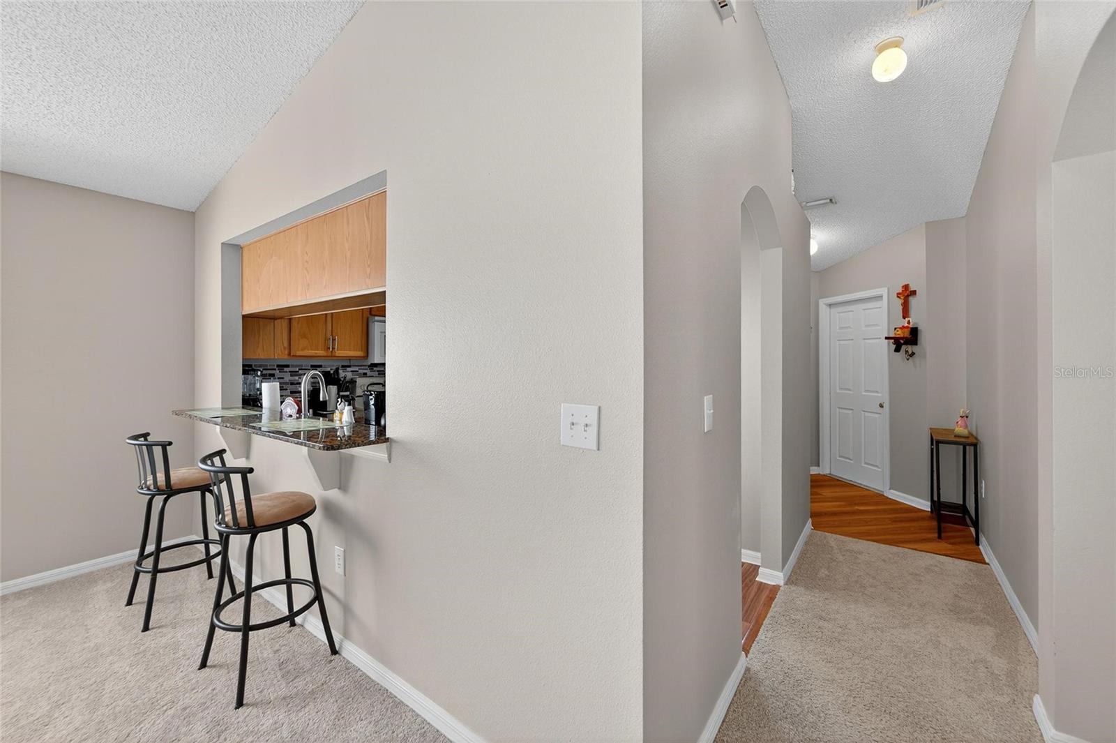 11812 LYNMOOR DR — photo 34