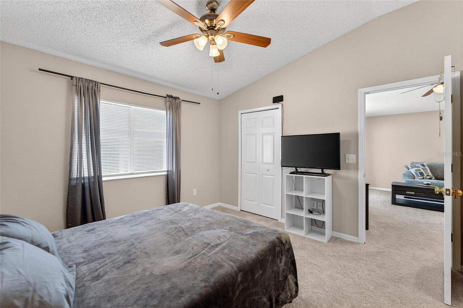 11812 LYNMOOR DR — photo 20