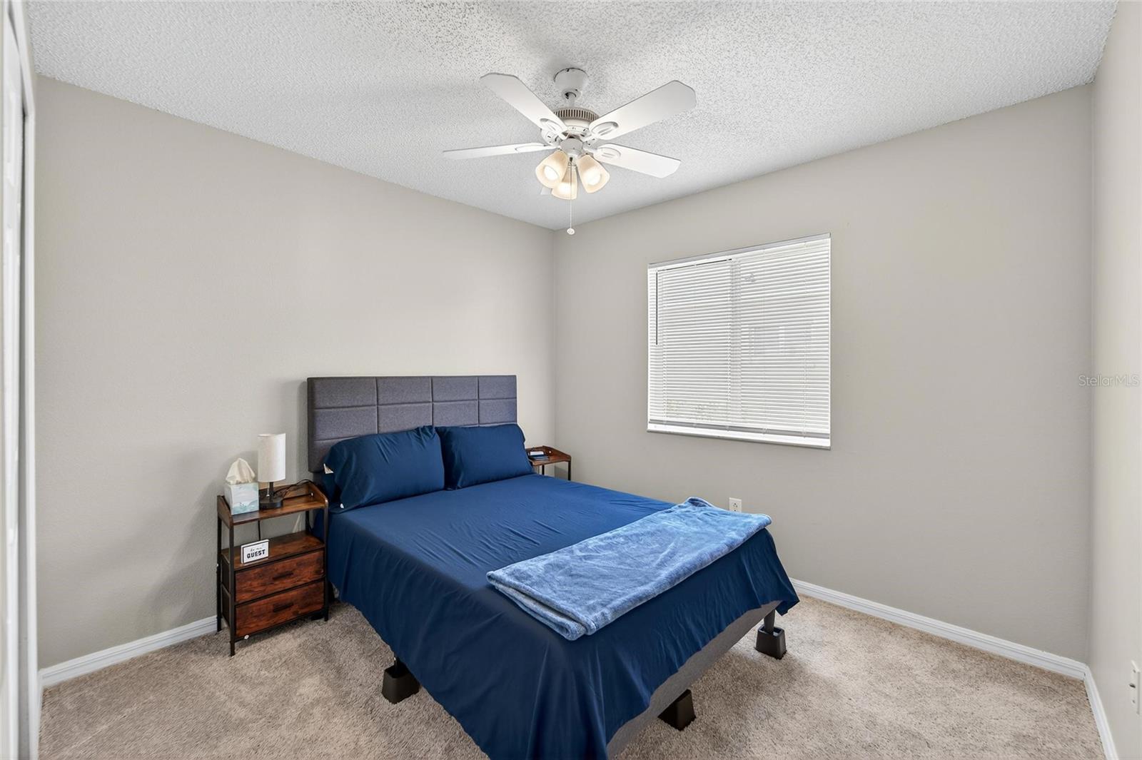 11812 LYNMOOR DR — photo 9