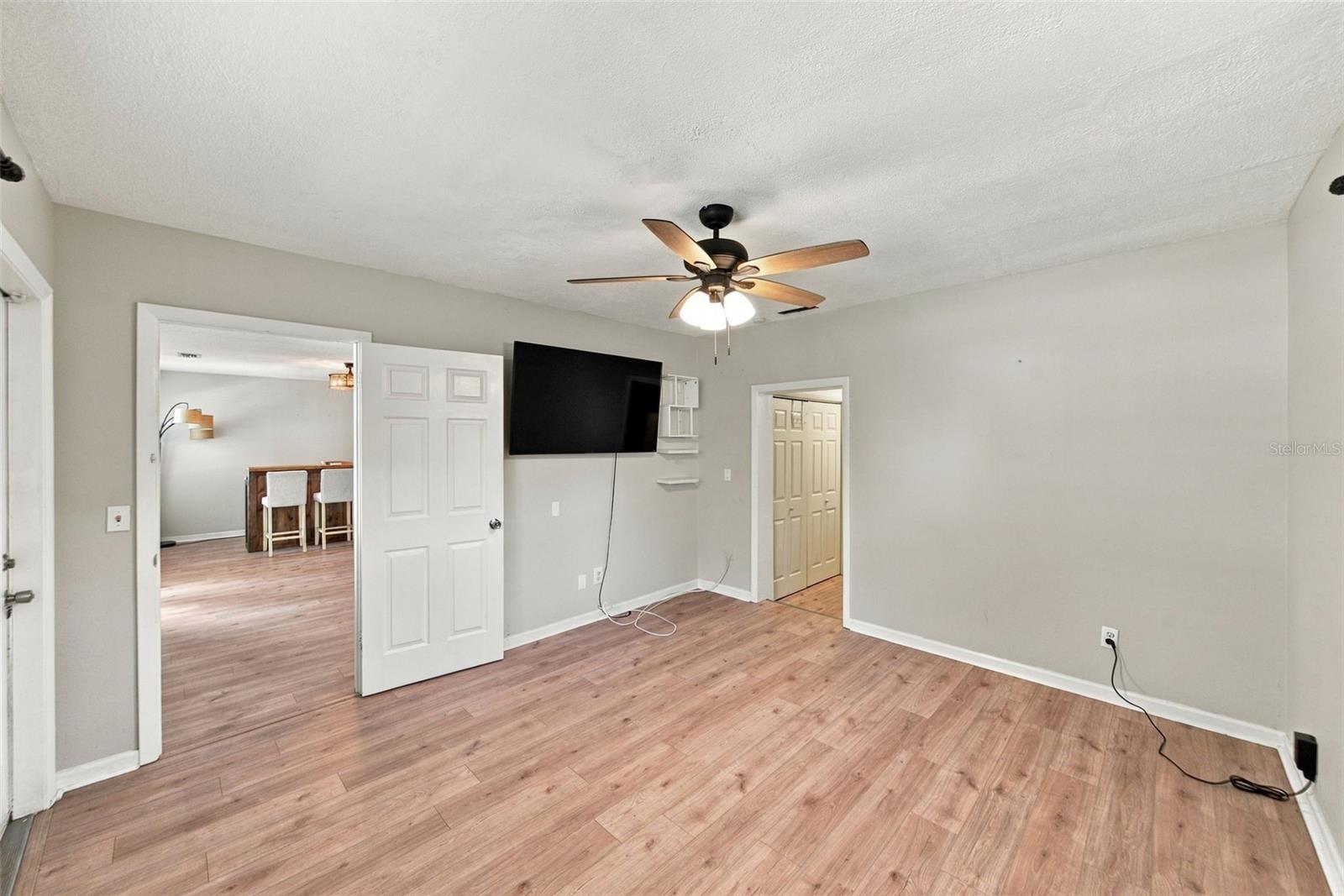 1548 ORANGE ST — photo 36