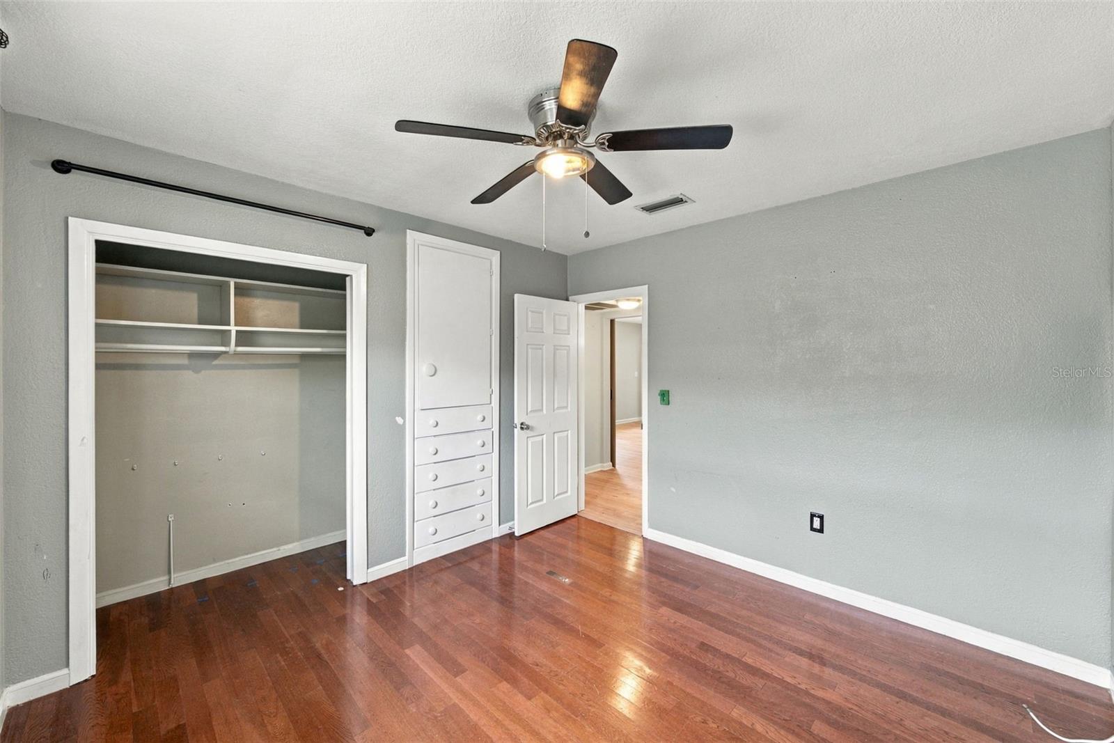 1548 ORANGE ST — photo 27