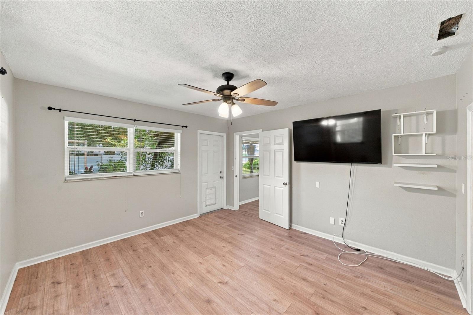 1548 ORANGE ST — photo 35