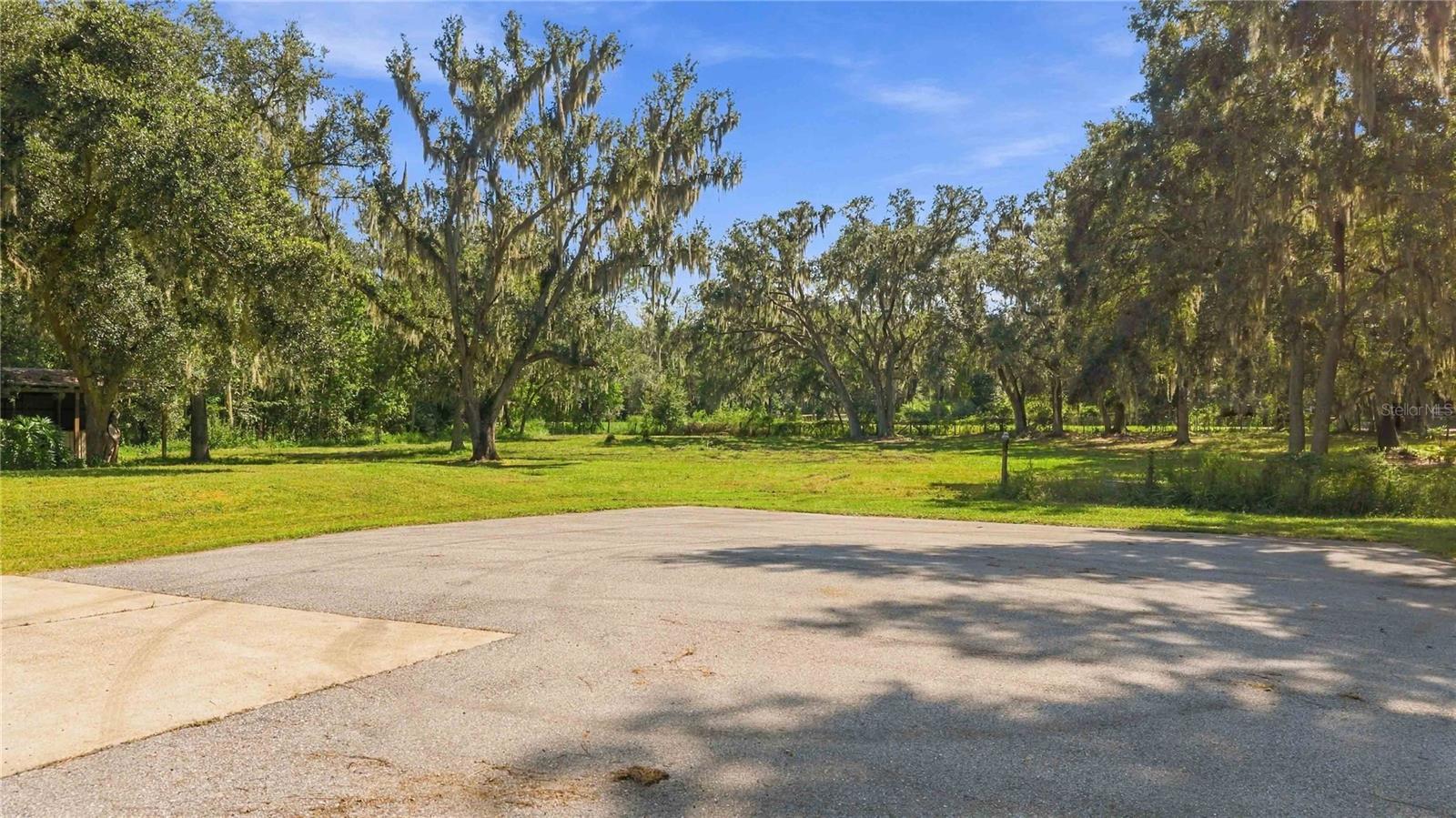 6910 CHARLES HUMPHREY RD — photo 42