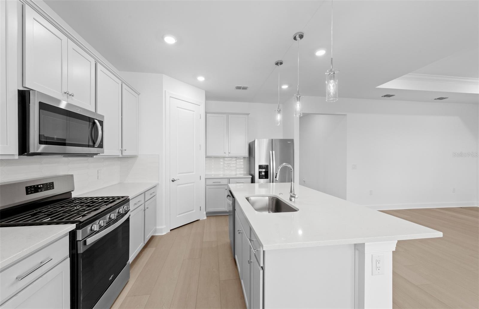 16321 LILLY ELAINE WAY — photo 20