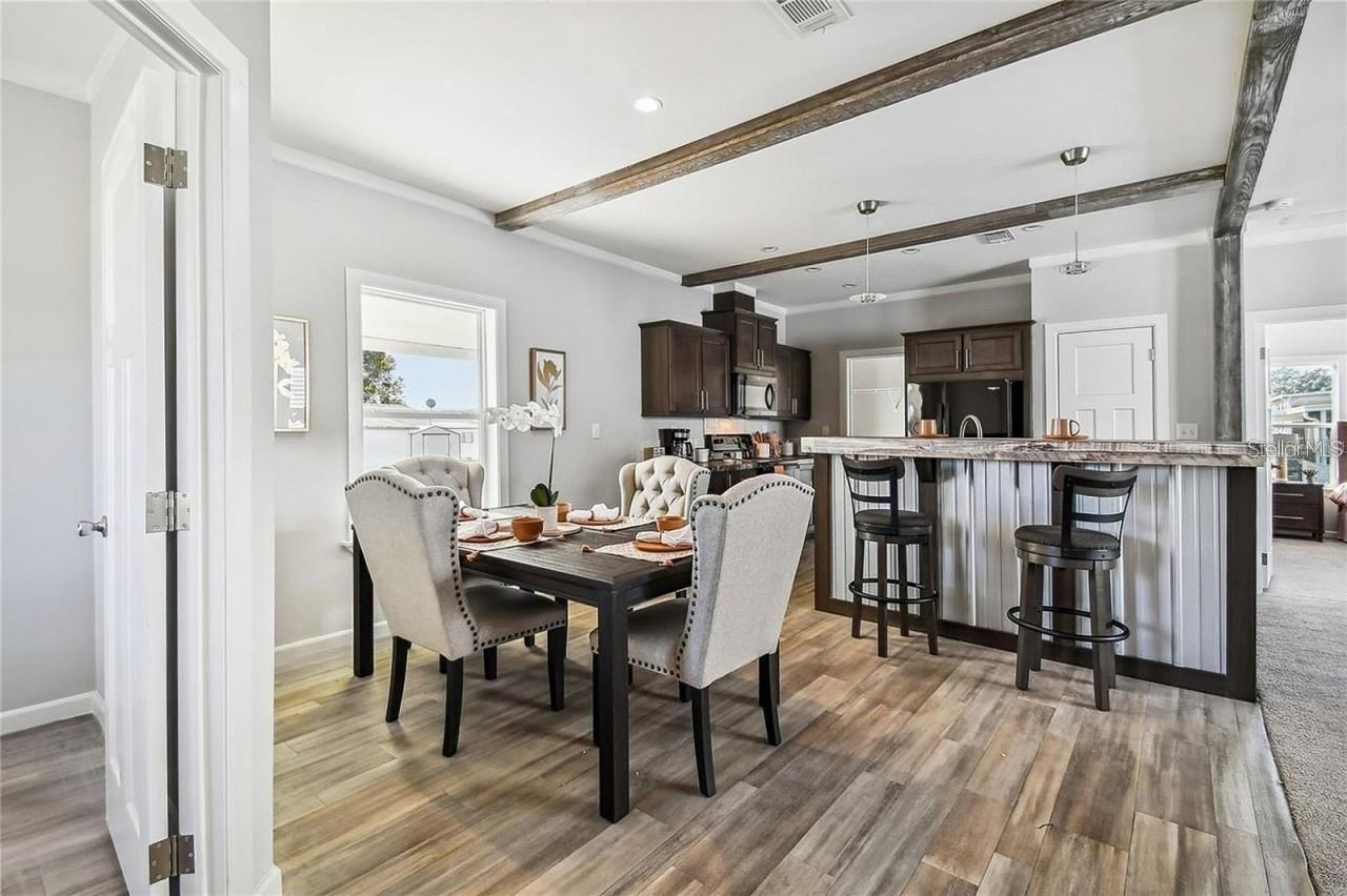 10029 HAMP DR — photo 15