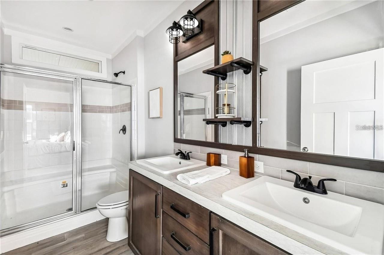10029 HAMP DR — photo 21