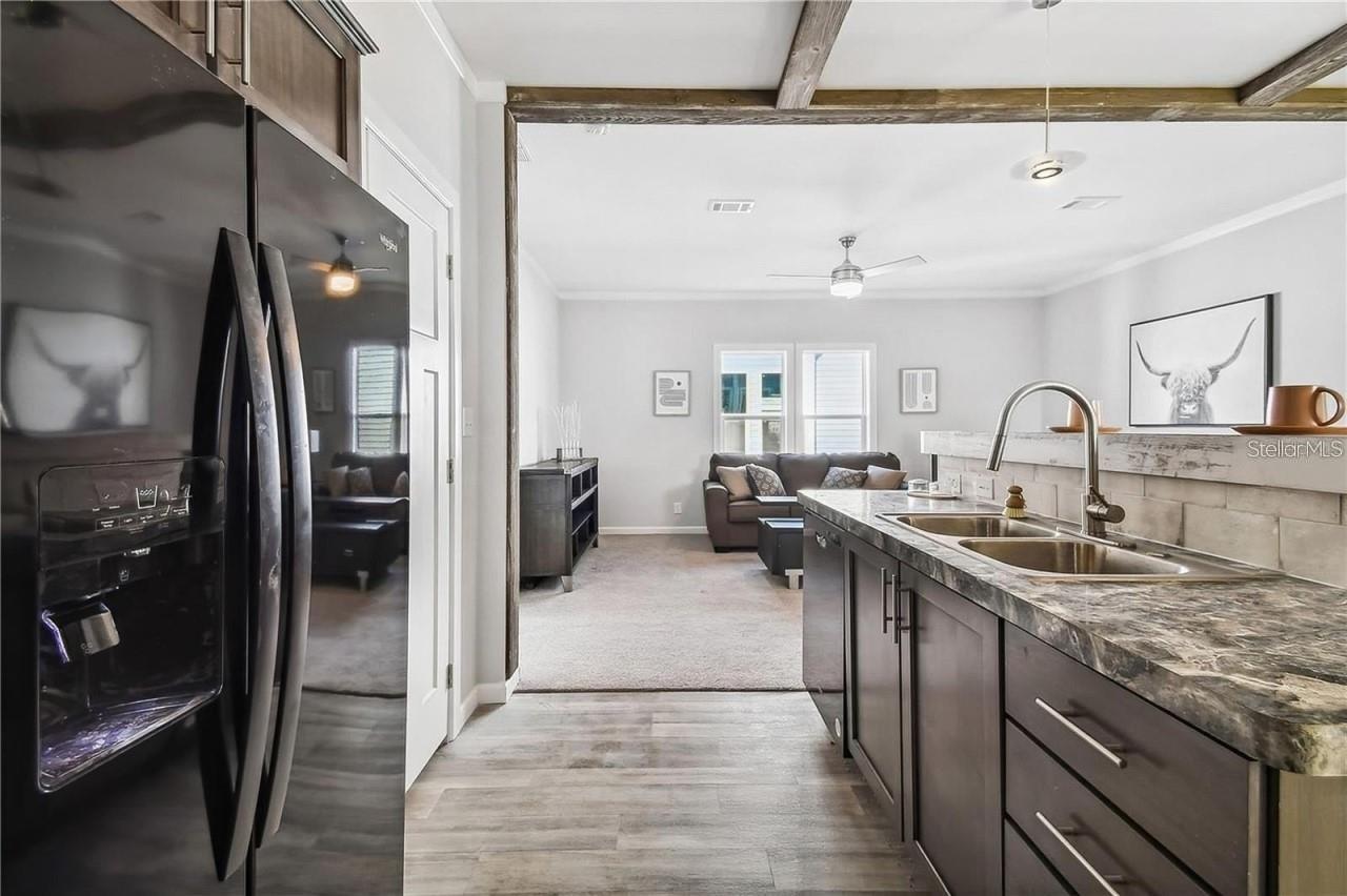 10029 HAMP DR — photo 8
