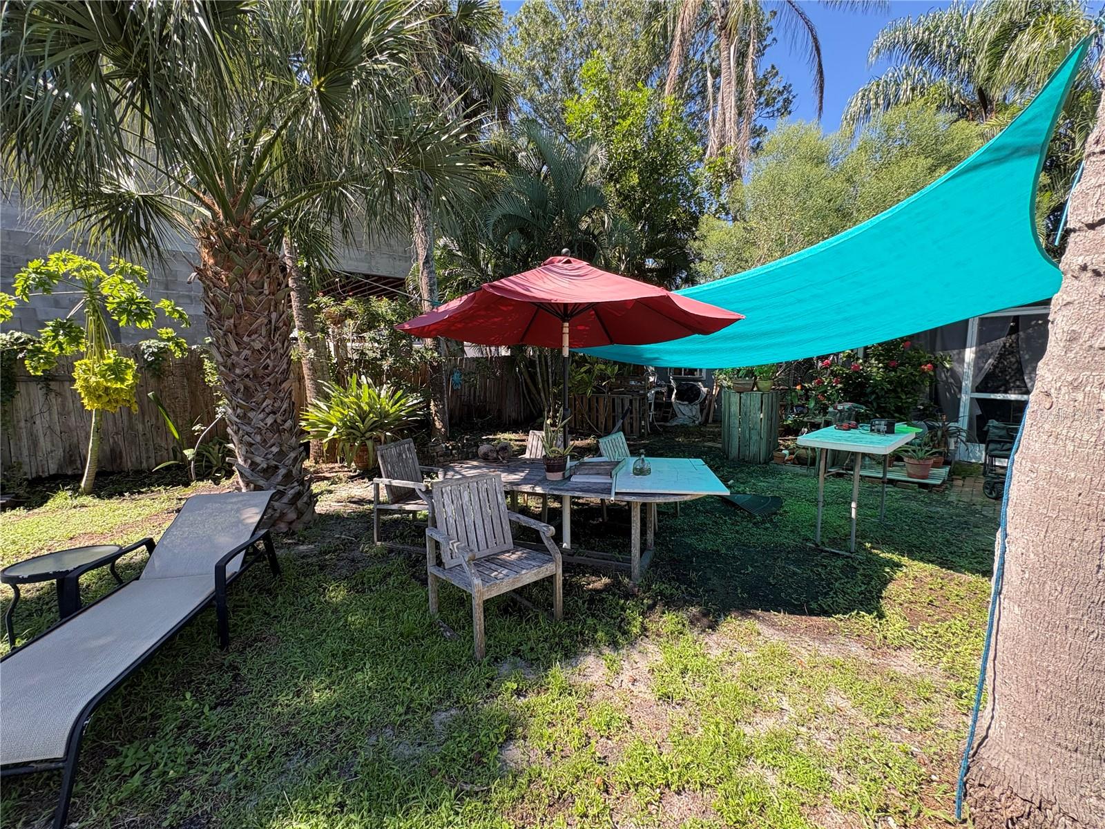108 SUNRISE DR — photo 39