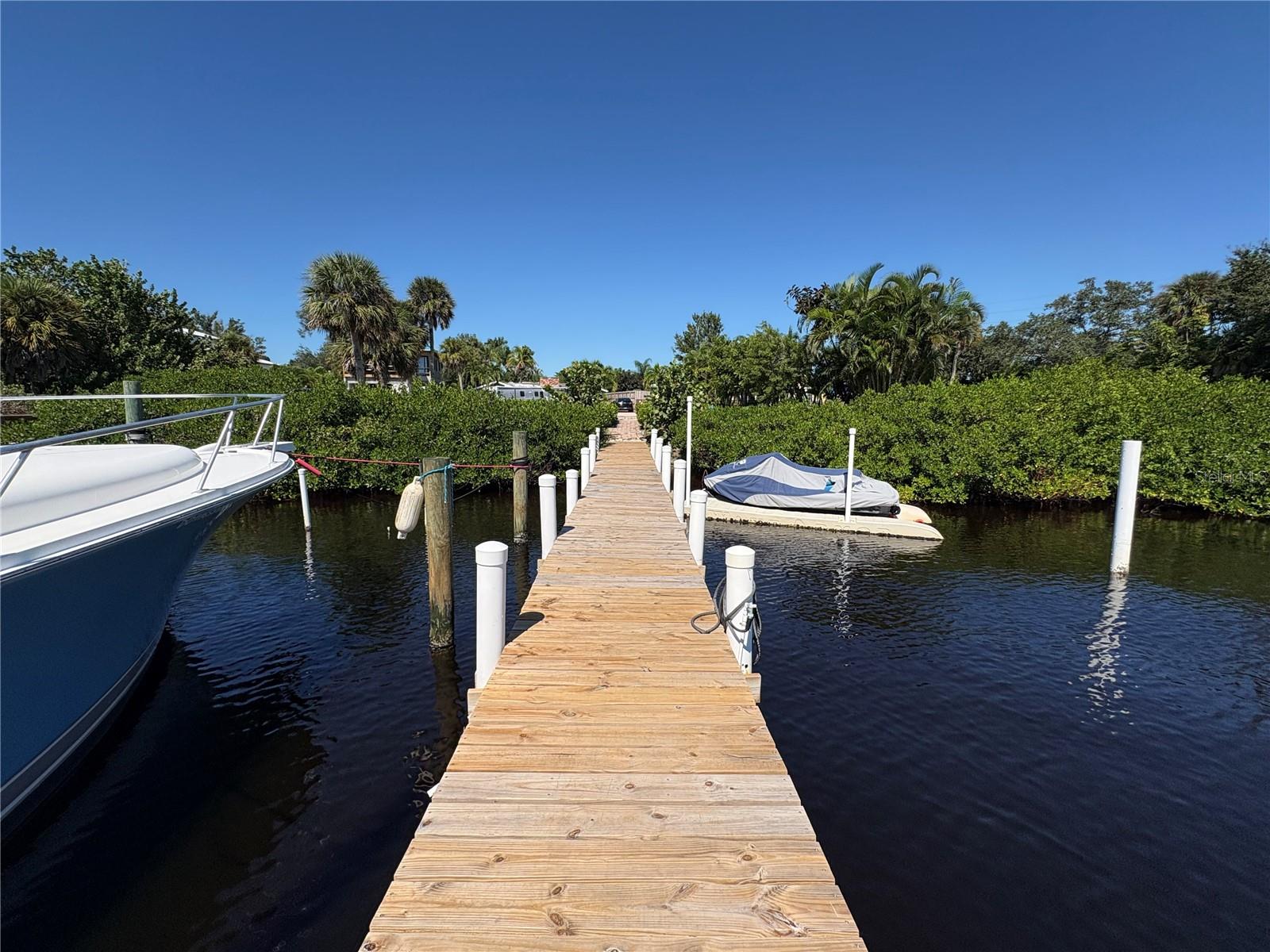 108 SUNRISE DR — photo 10