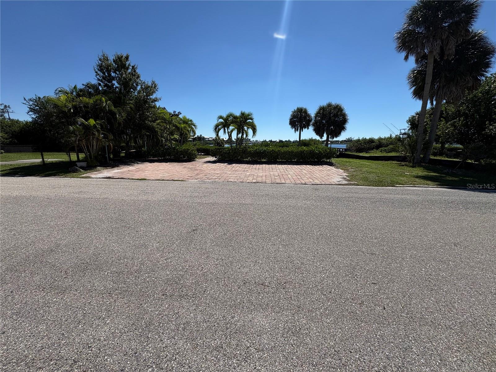 108 SUNRISE DR — photo 18