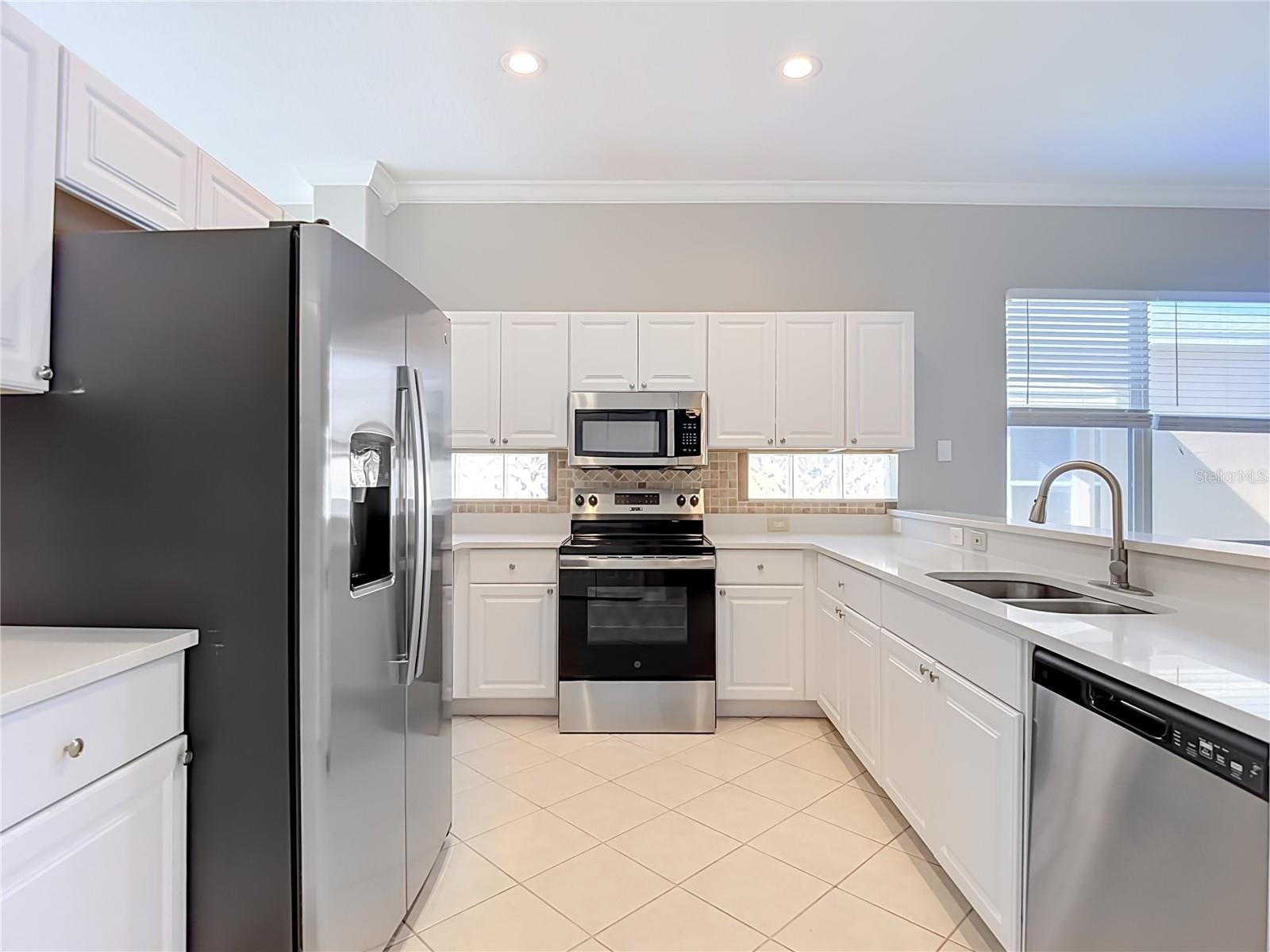 5423 BRADDOCK DR — photo 18