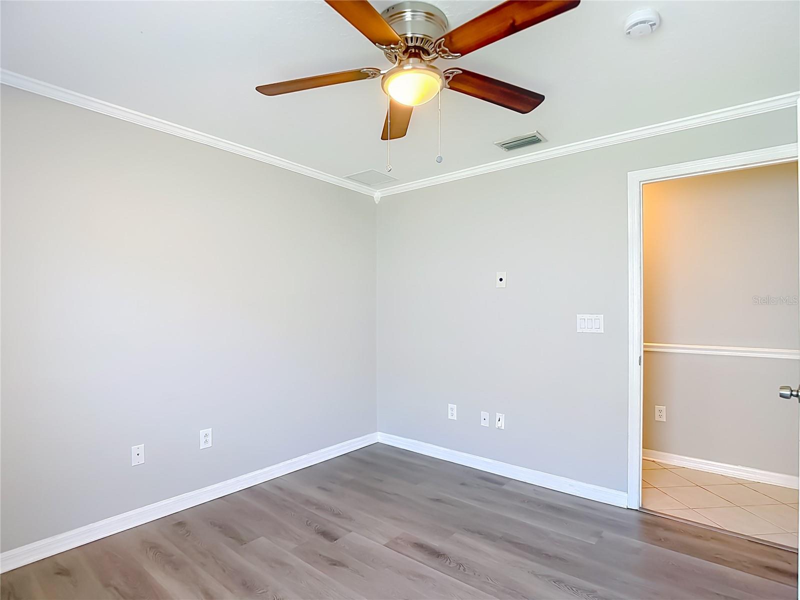 5423 BRADDOCK DR — photo 40