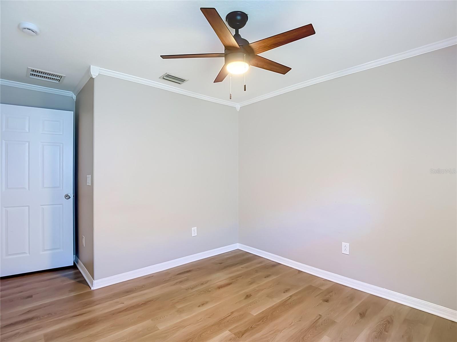 5423 BRADDOCK DR — photo 46