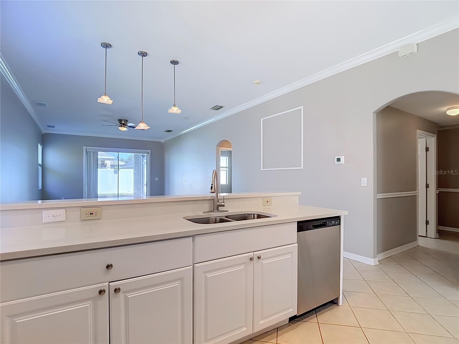 5423 BRADDOCK DR — photo 22