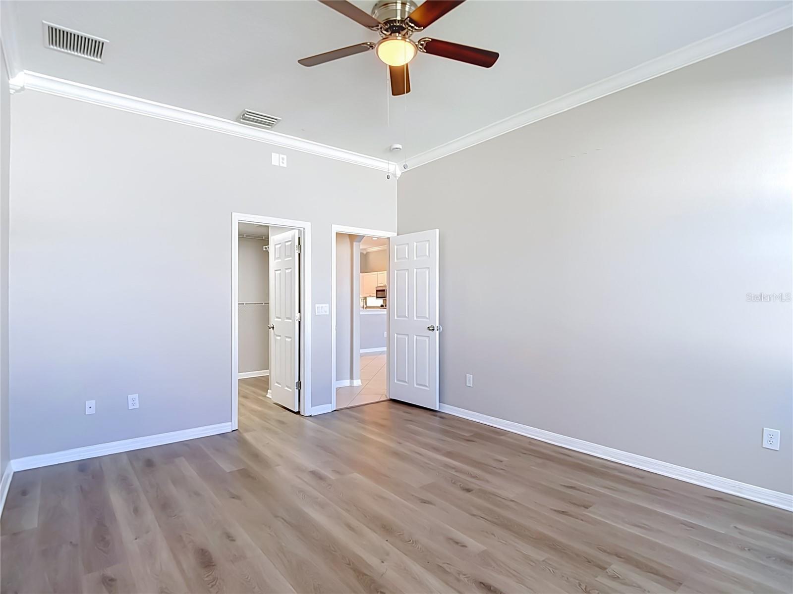 5423 BRADDOCK DR — photo 54