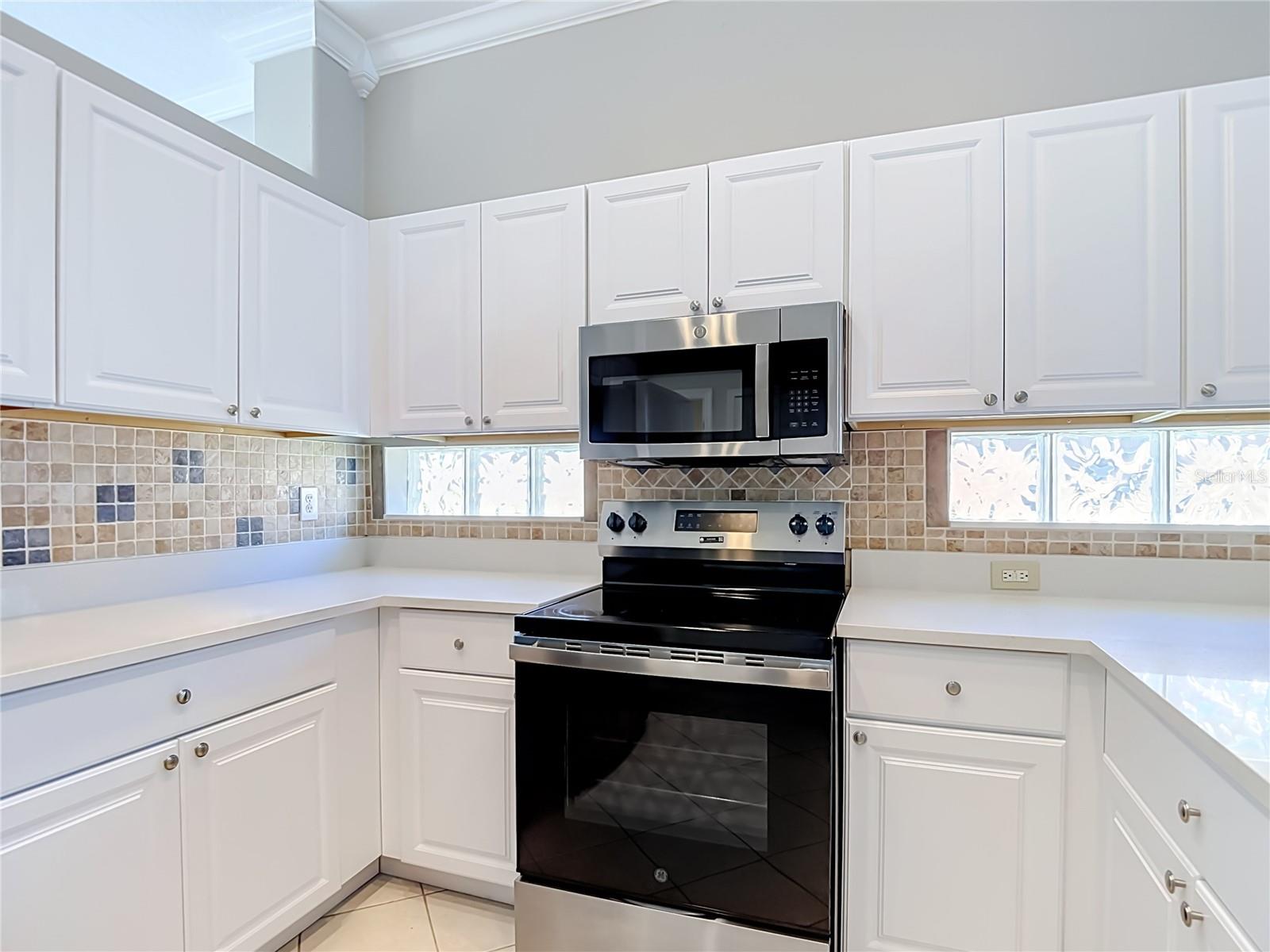 5423 BRADDOCK DR — photo 20