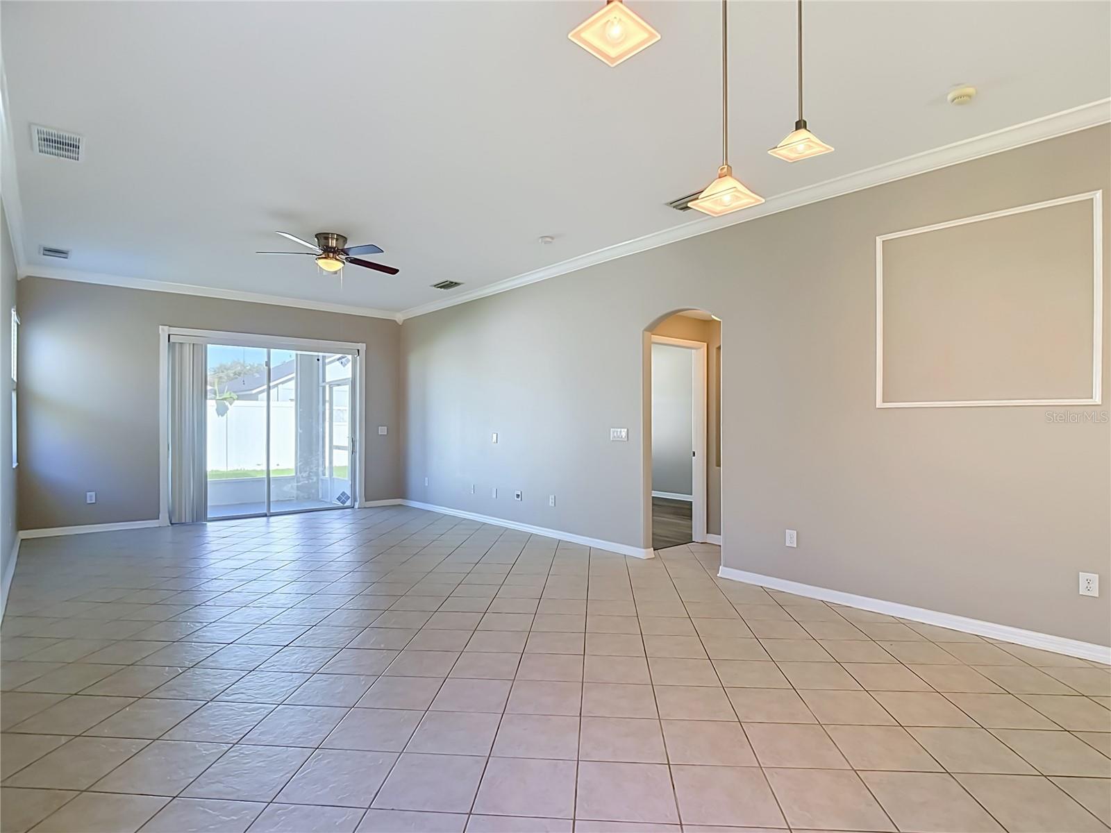 5423 BRADDOCK DR — photo 25