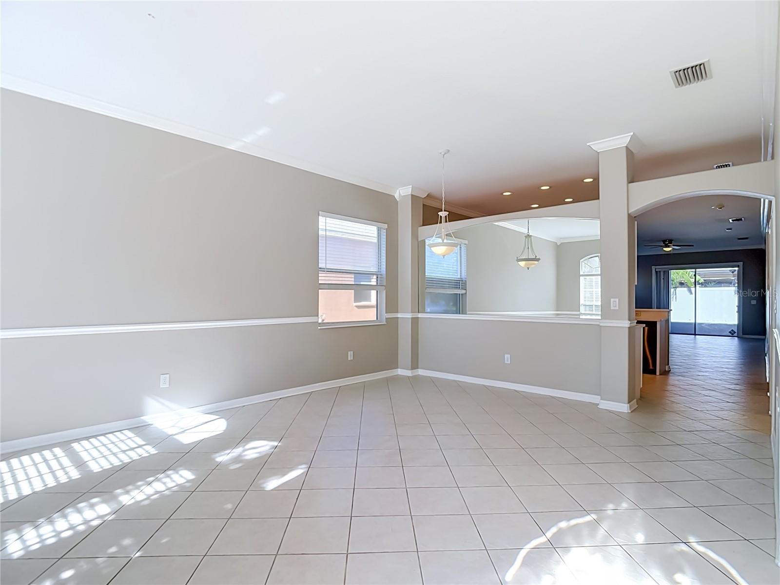 5423 BRADDOCK DR — photo 11