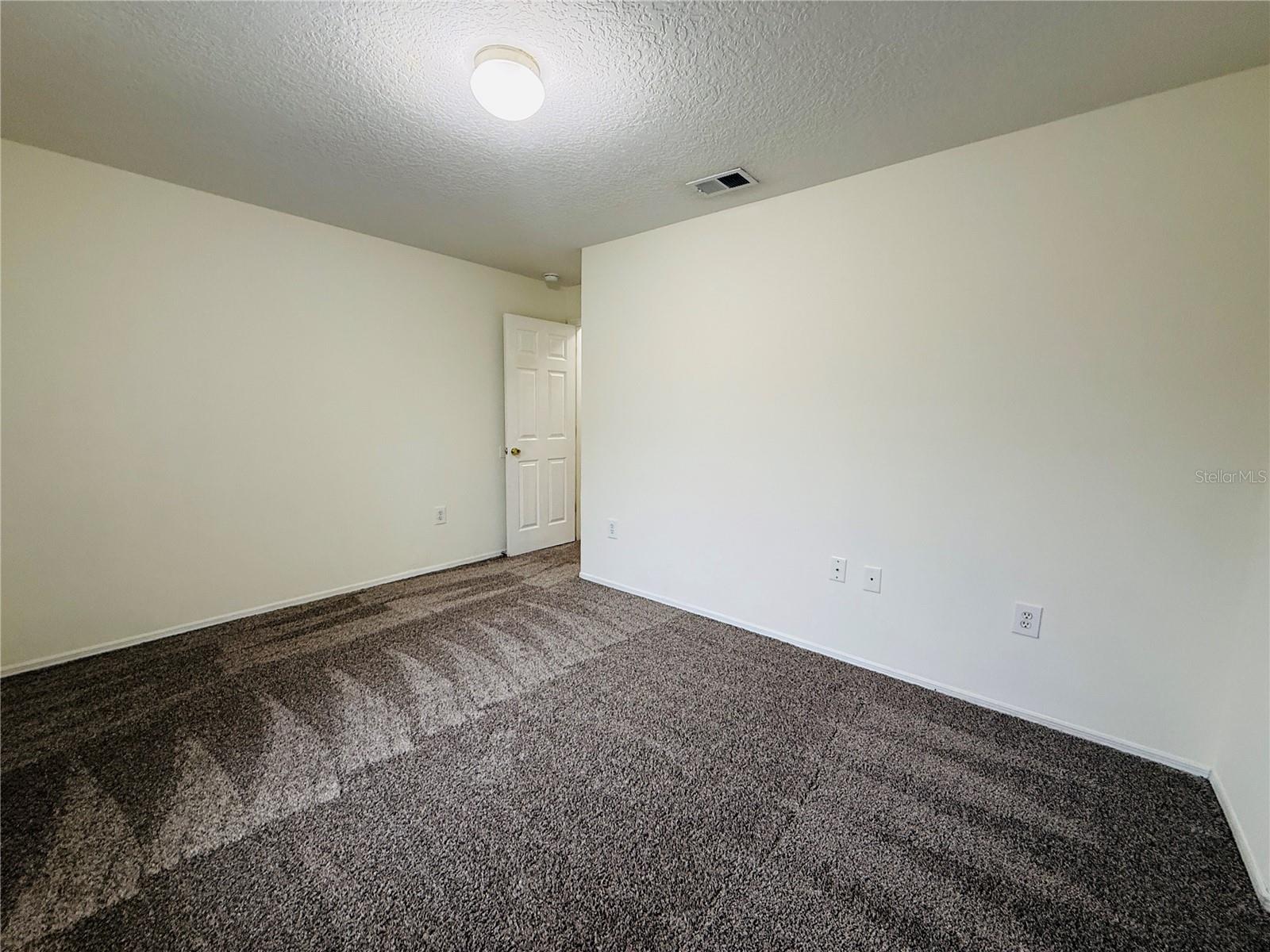 8507 N HYALEAH RD — photo 18