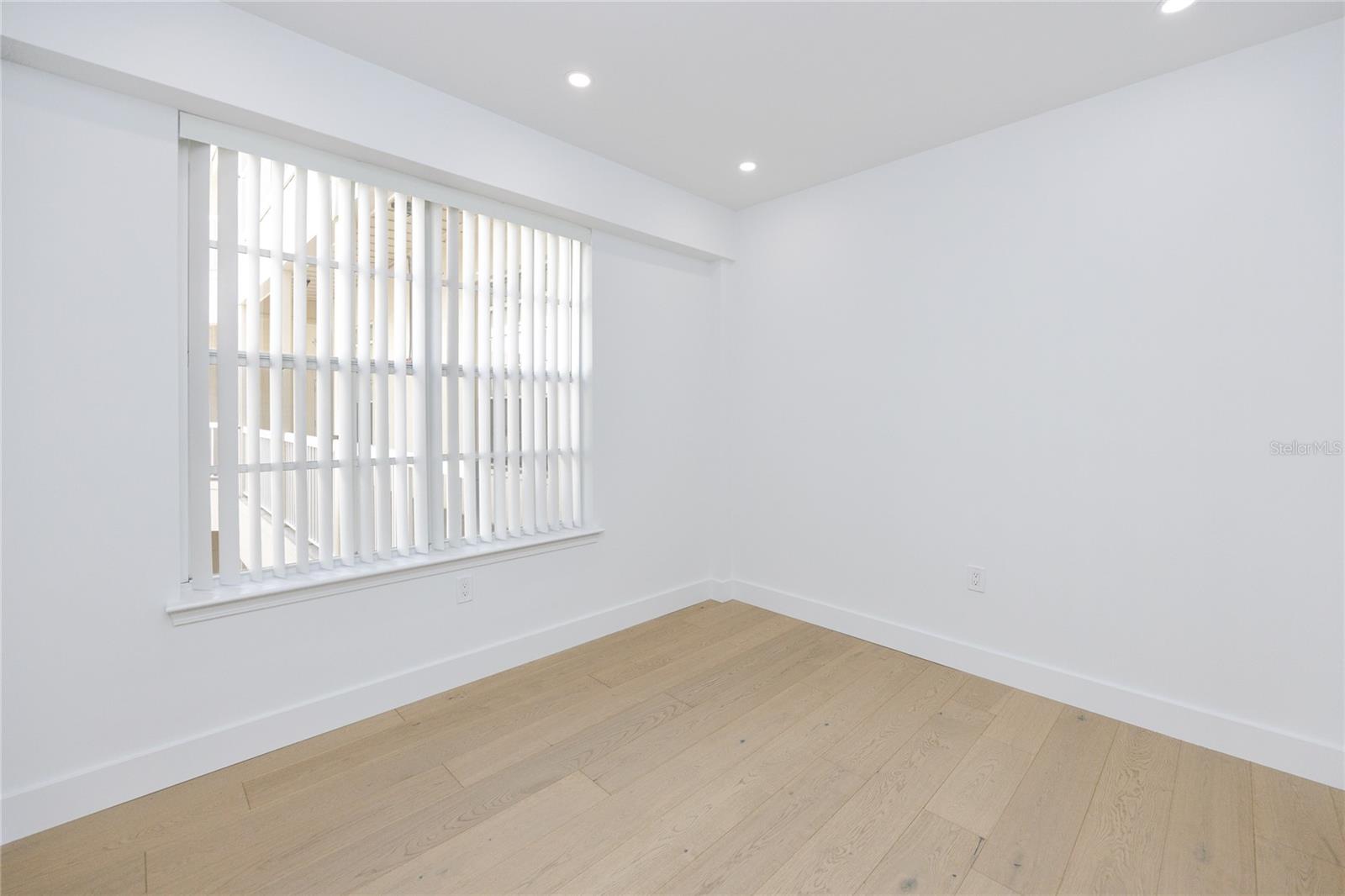 701 MIRROR LAKE DR N #206 — photo 19