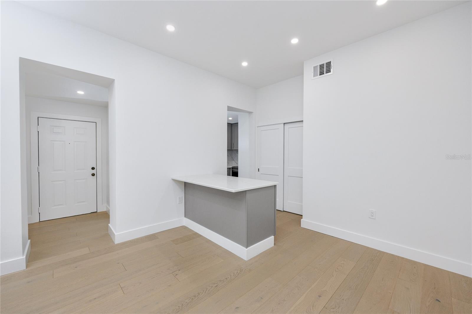 701 MIRROR LAKE DR N #206 — photo 9