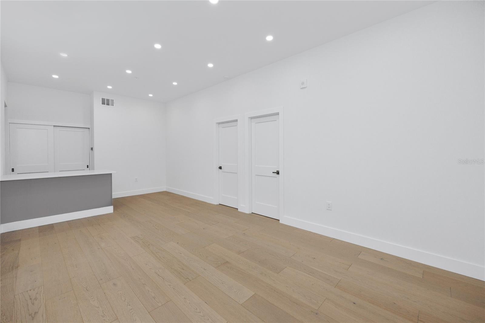 701 MIRROR LAKE DR N #206 — photo 8