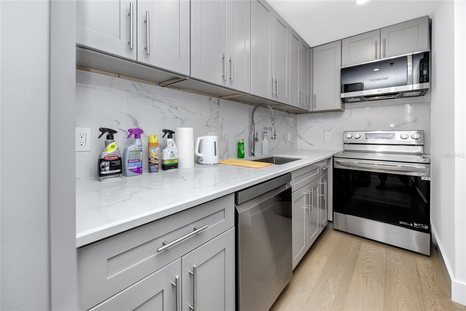 701 MIRROR LAKE DR N #206 — photo 16
