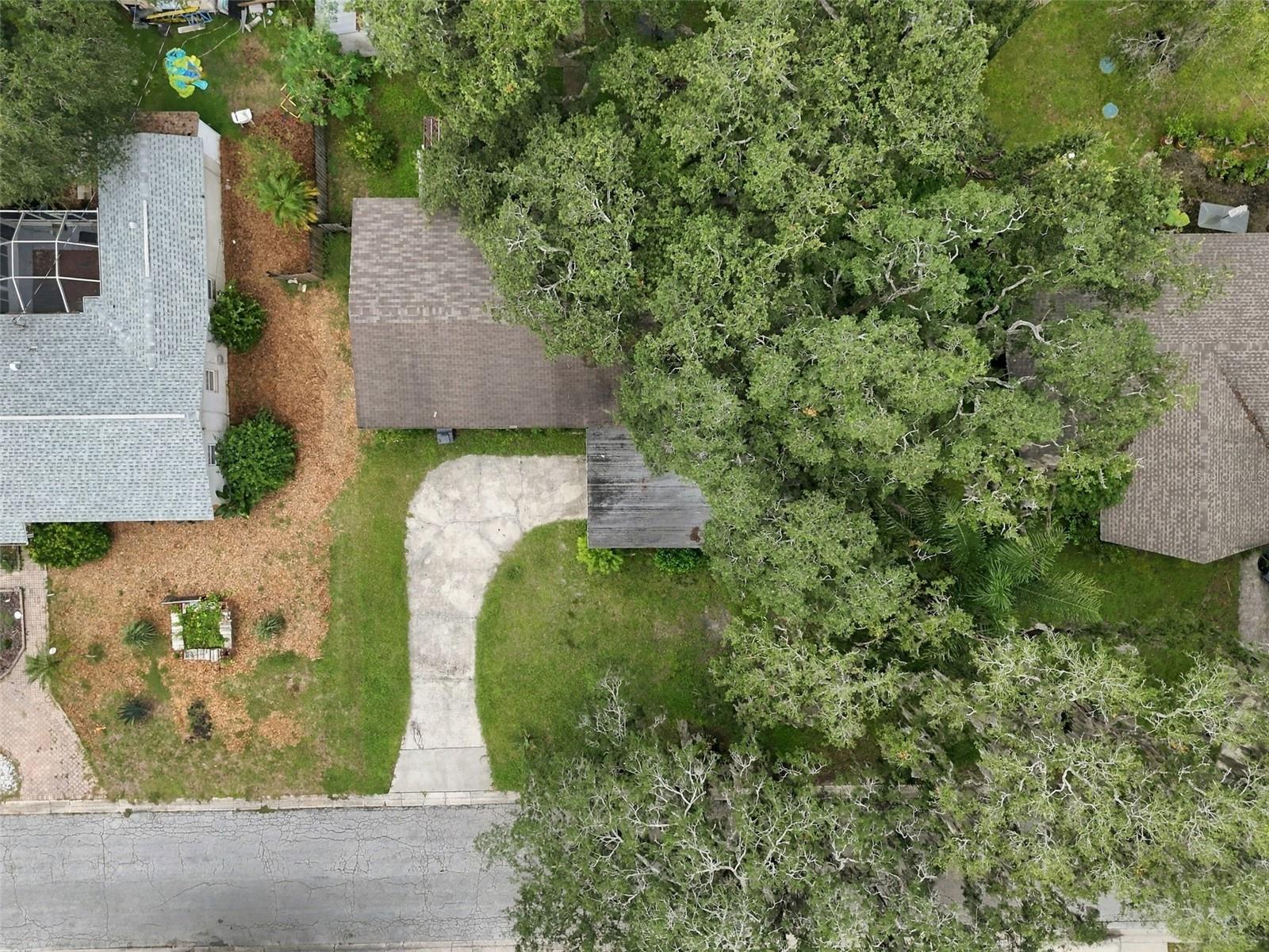 8010 SHARON DR — photo 51