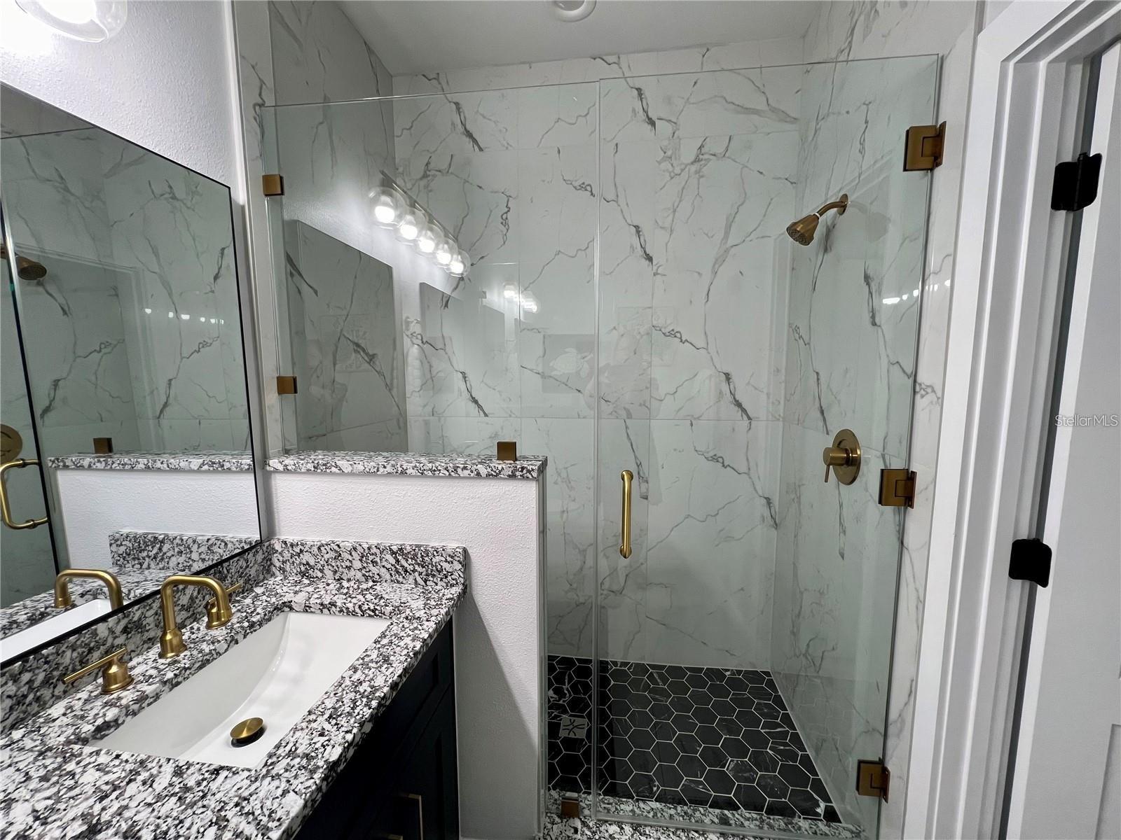 5630 QUEENER AVE — photo 21