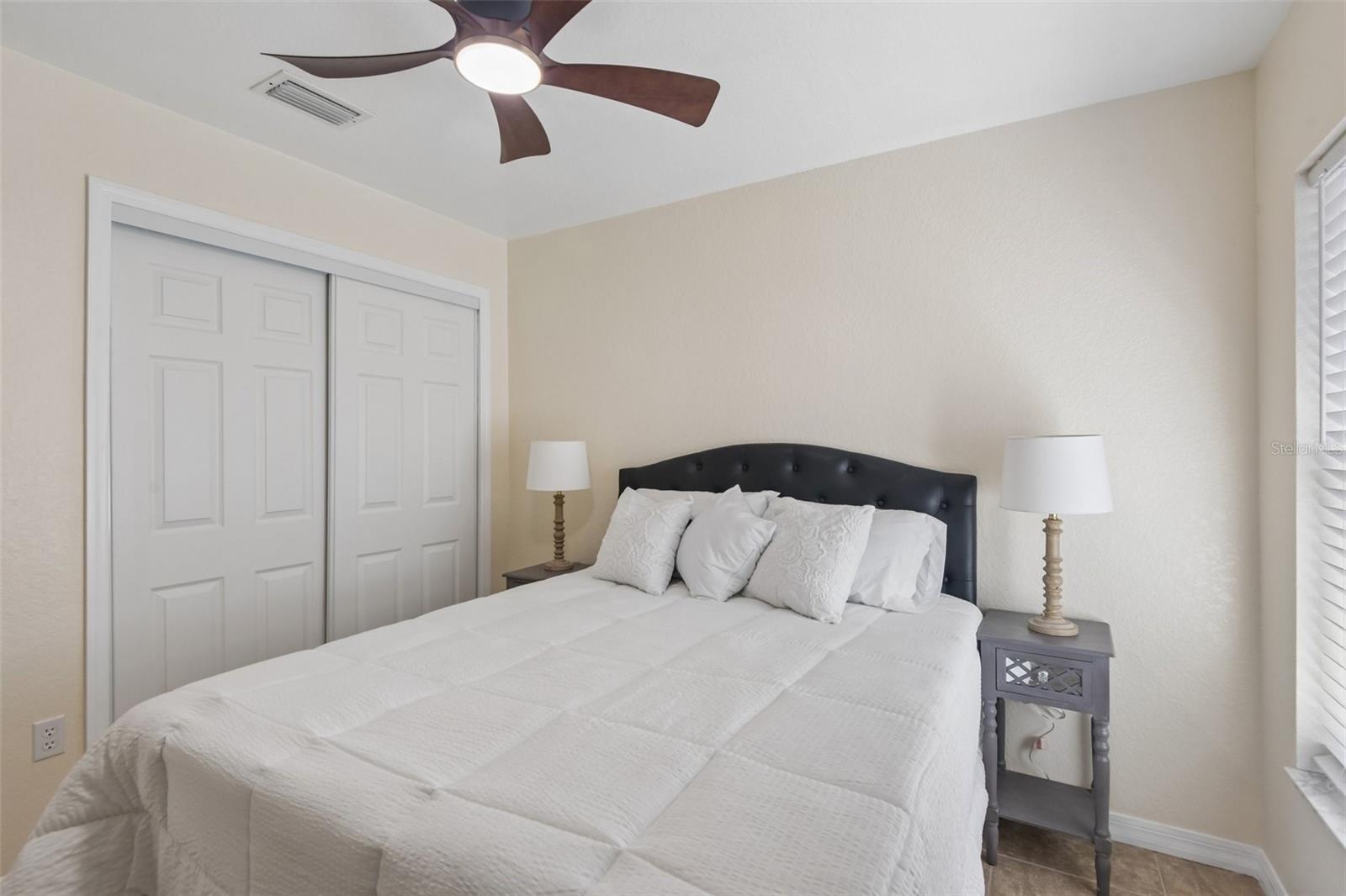 1866 BETTY LN — photo 26