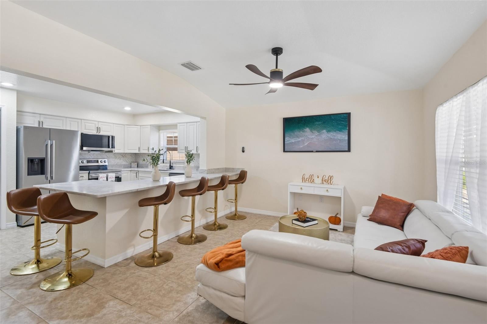 1866 BETTY LN — photo 15