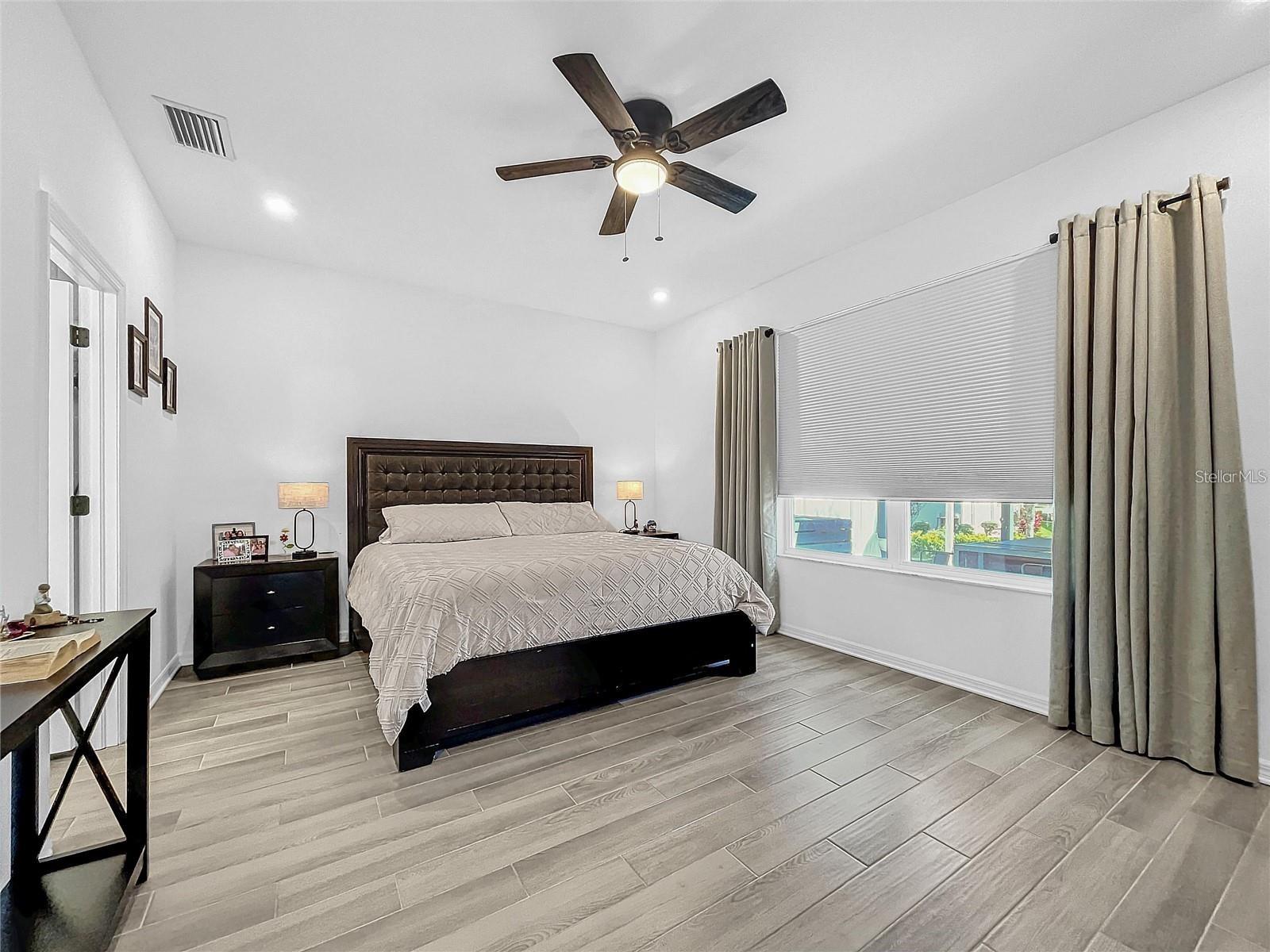34208 EVERGREEN HILL CT — photo 16