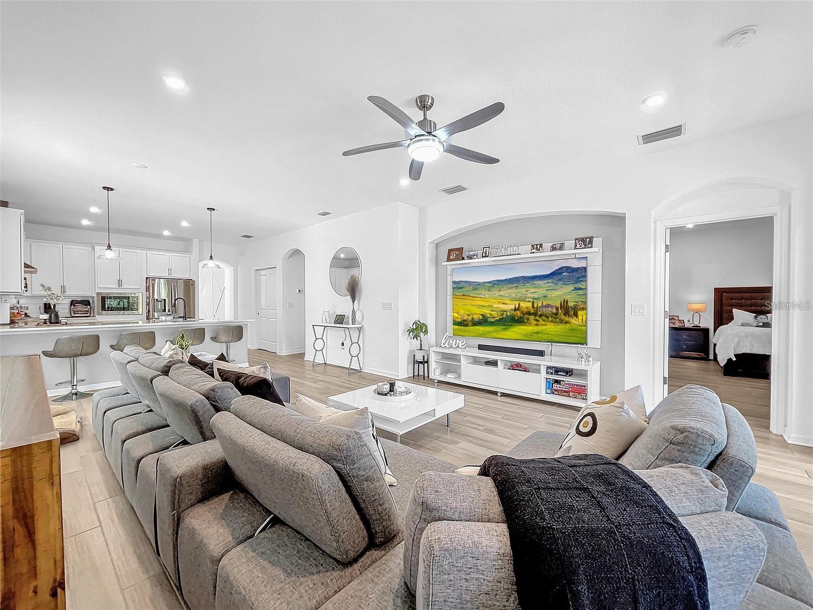 34208 EVERGREEN HILL CT — photo 15