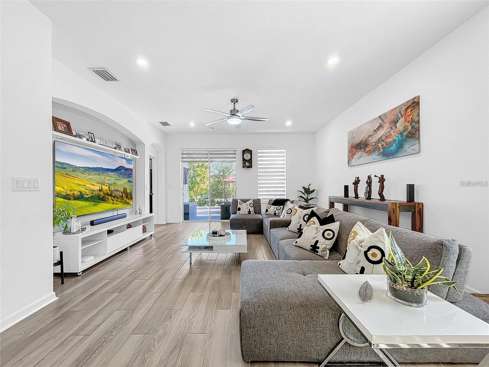 34208 EVERGREEN HILL CT — photo 14