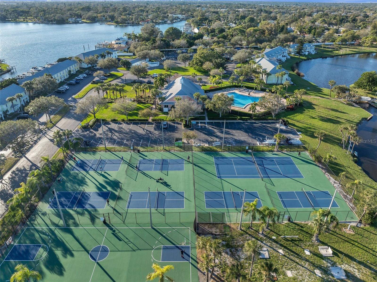 4924 BEACH DR SE #F — photo 43