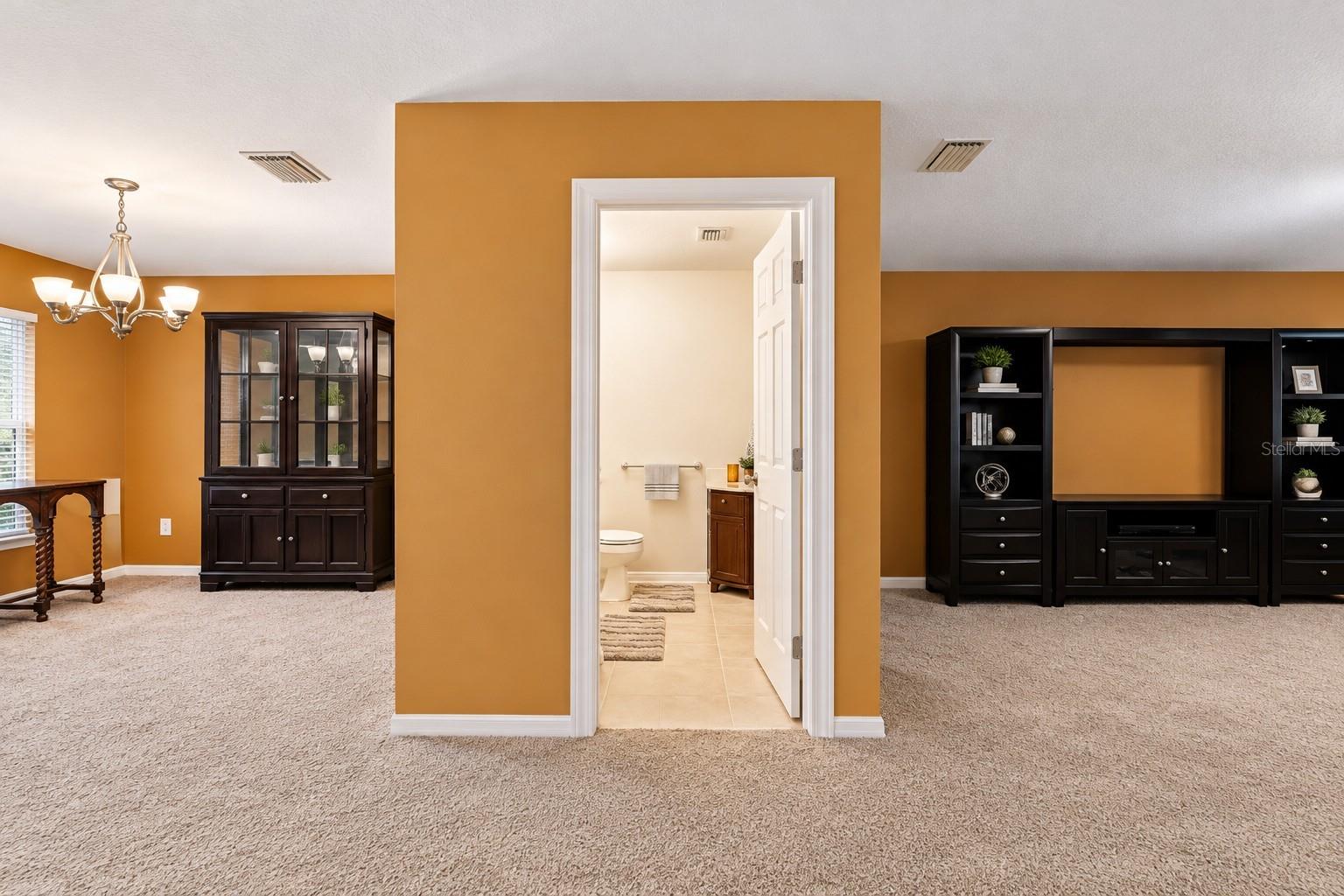 13611 VANDERBILT RD — photo 8