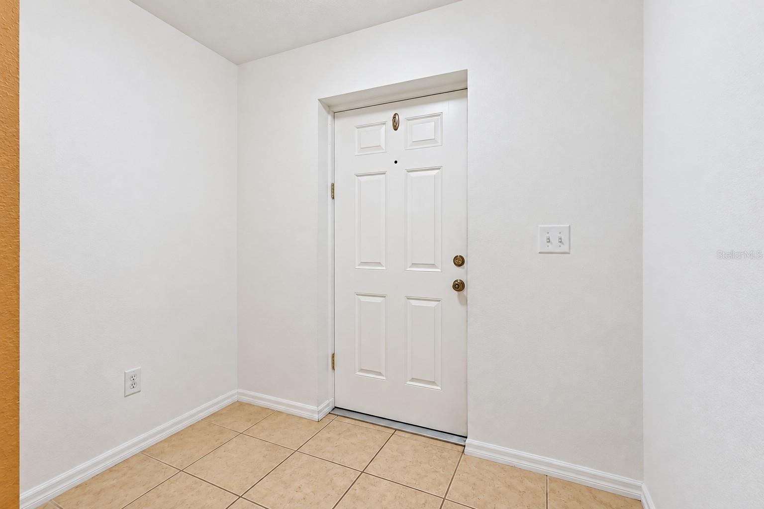13611 VANDERBILT RD — photo 35