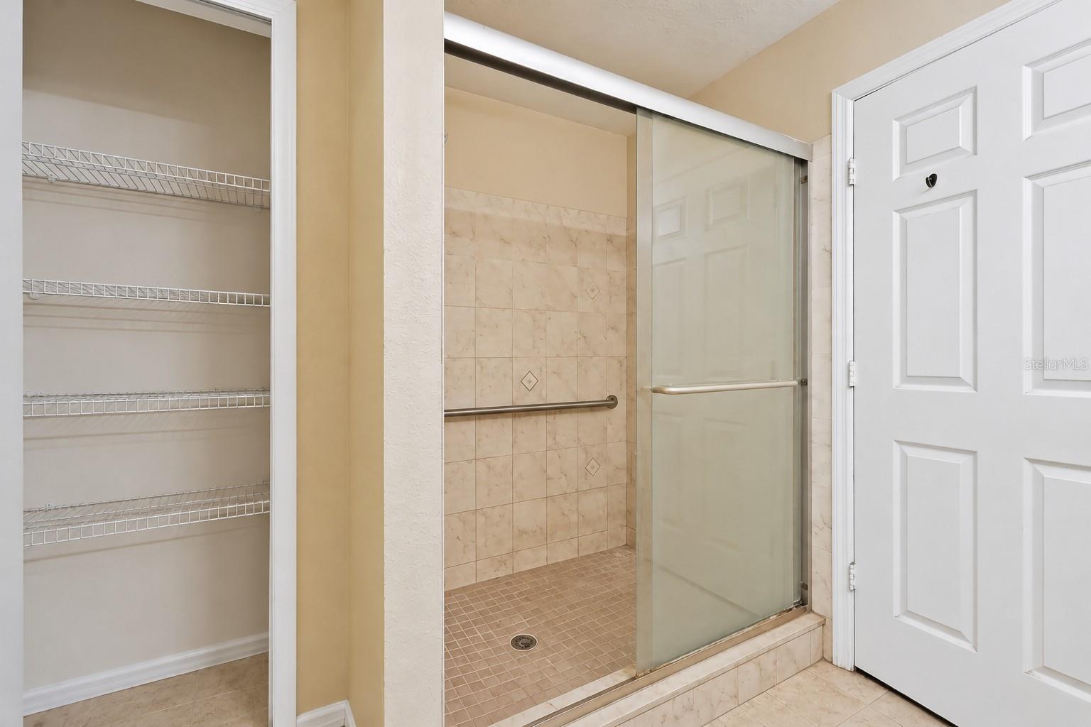 13611 VANDERBILT RD — photo 28