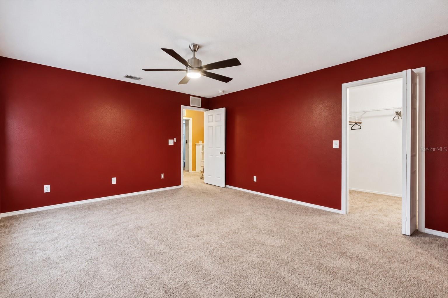 13611 VANDERBILT RD — photo 32