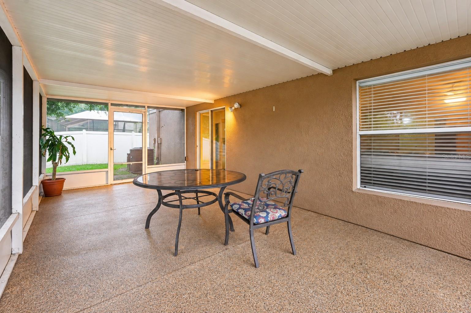 13611 VANDERBILT RD — photo 38
