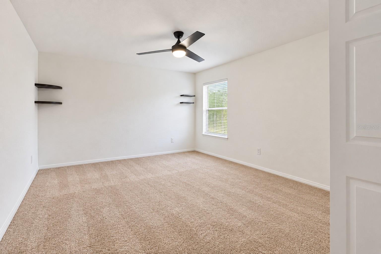 13611 VANDERBILT RD — photo 30