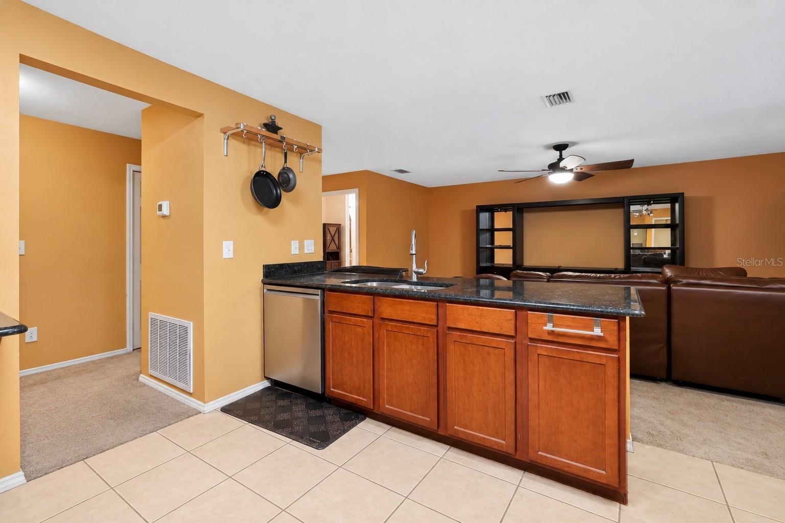 13611 VANDERBILT RD — photo 13