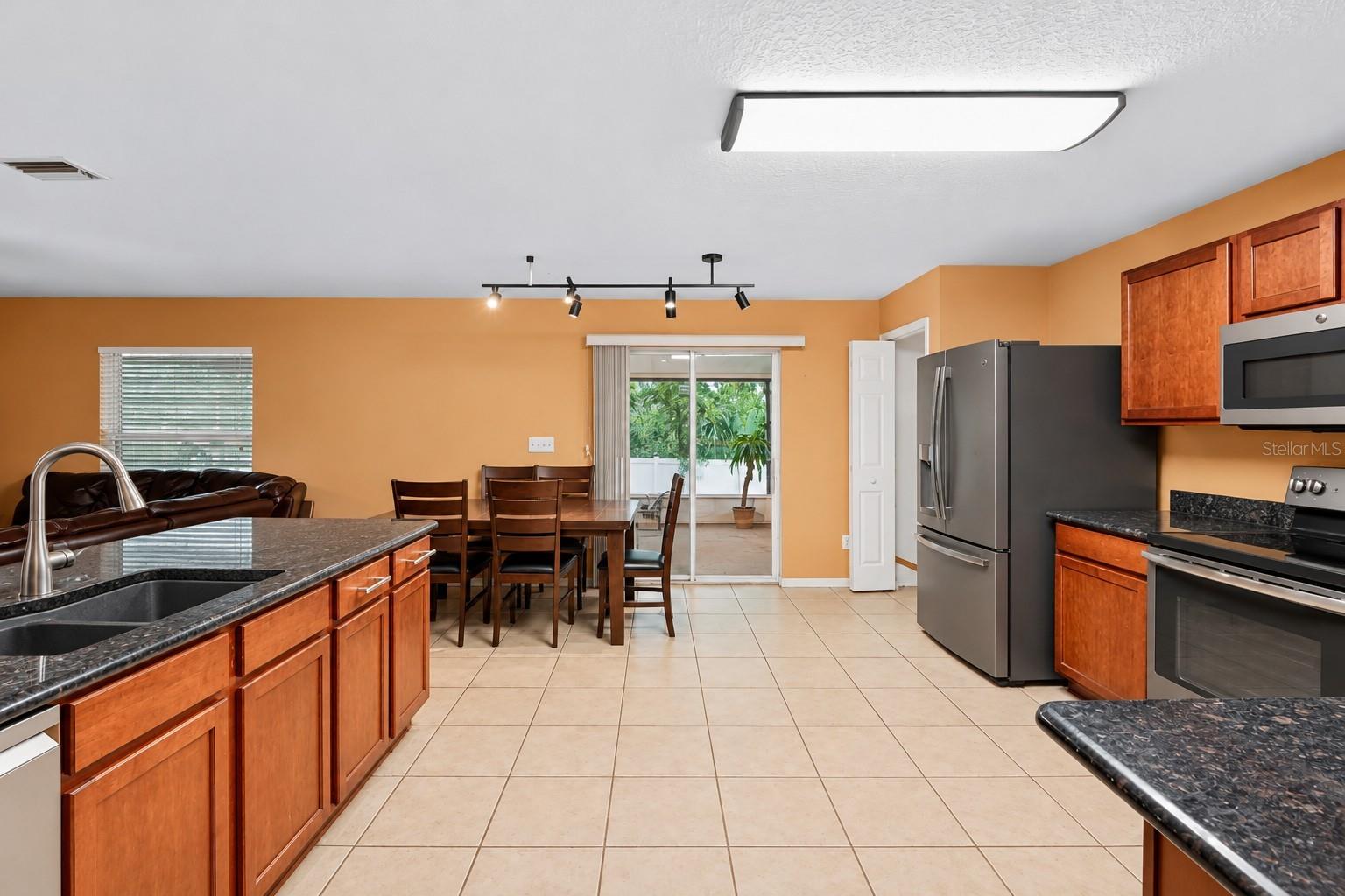 13611 VANDERBILT RD — photo 15