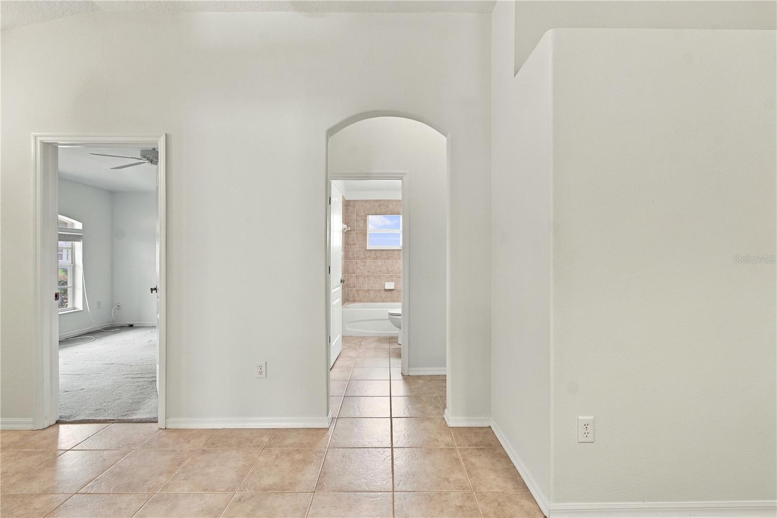 11508 BLOOMINGTON CT — photo 27