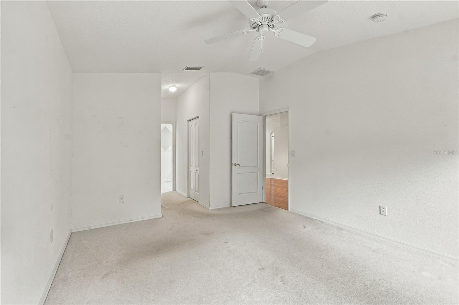 11508 BLOOMINGTON CT — photo 37