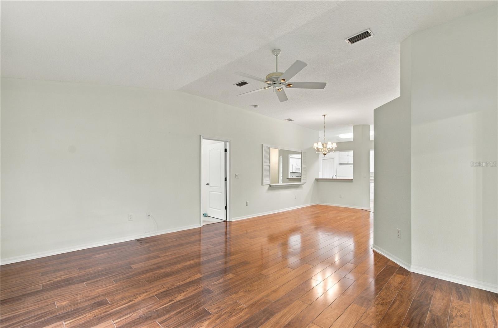 11508 BLOOMINGTON CT — photo 12
