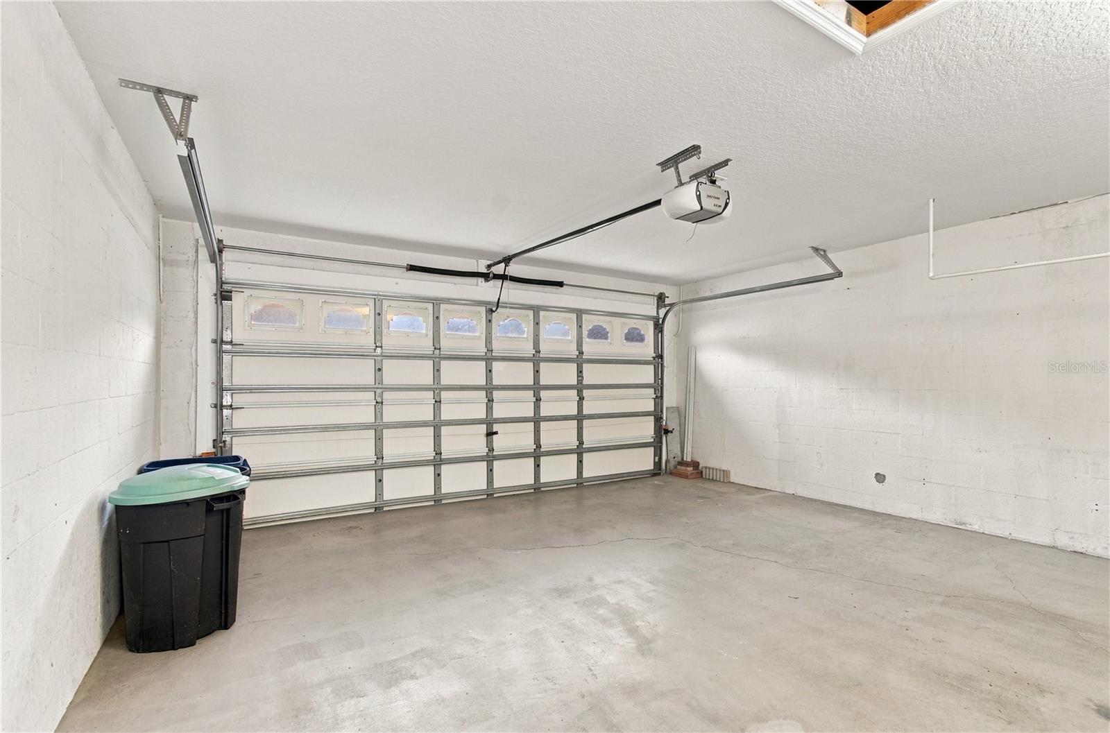 11508 BLOOMINGTON CT — photo 46