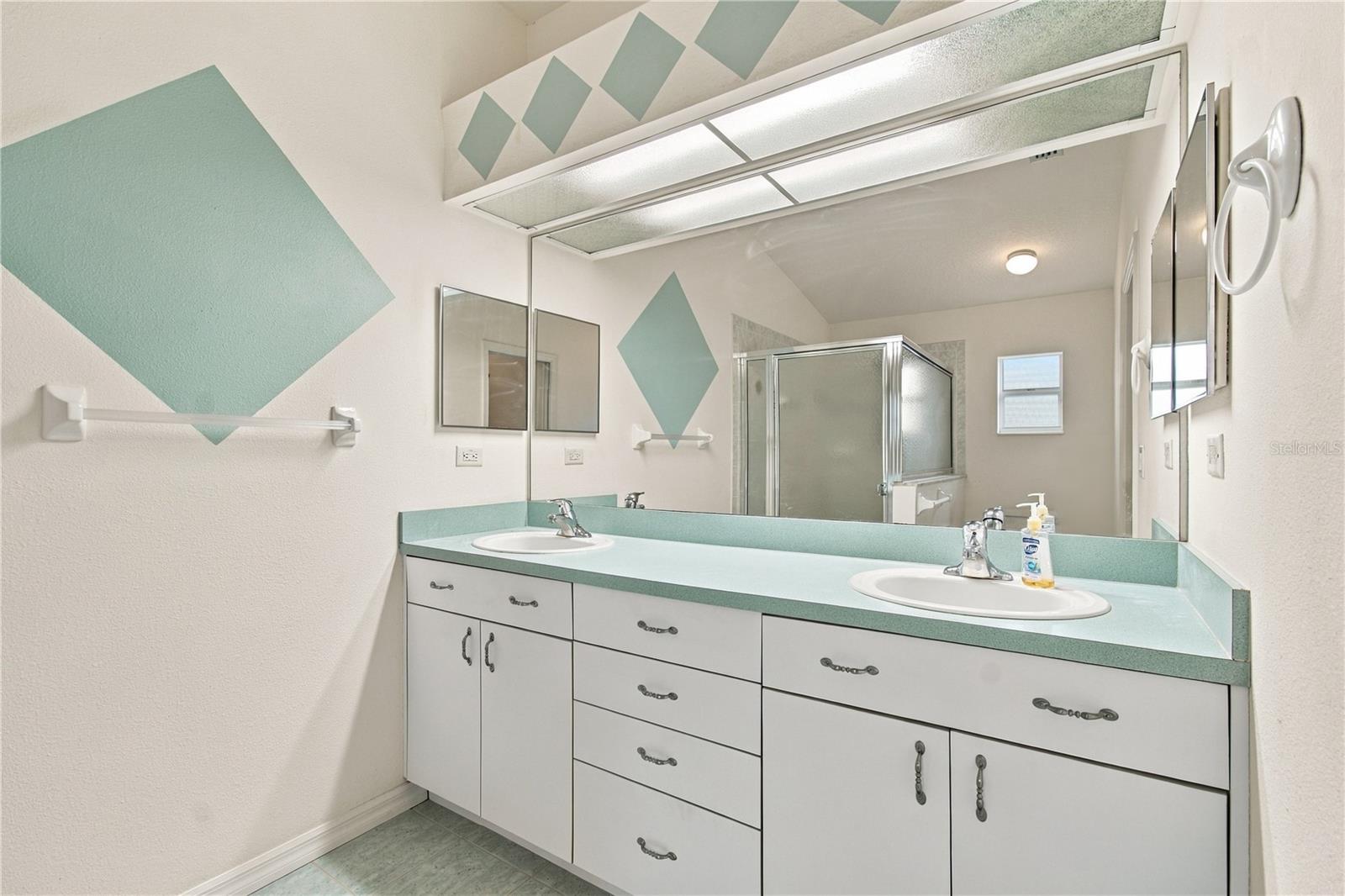 11508 BLOOMINGTON CT — photo 41