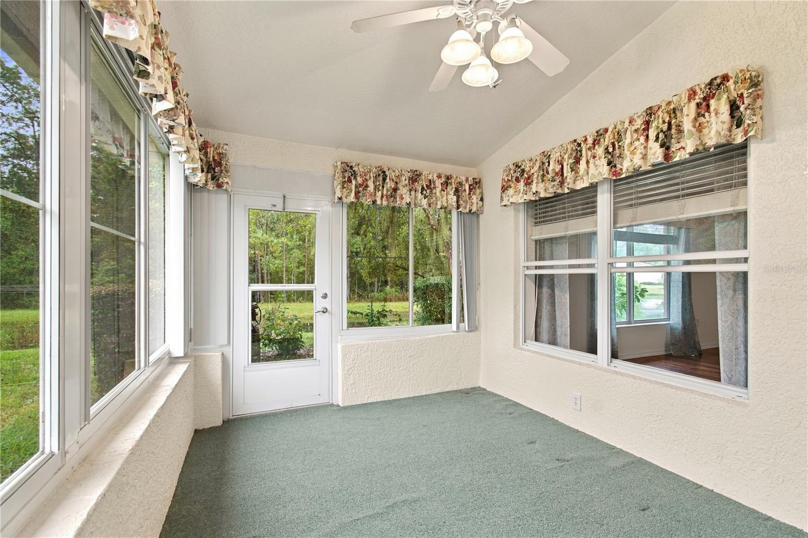 11508 BLOOMINGTON CT — photo 20