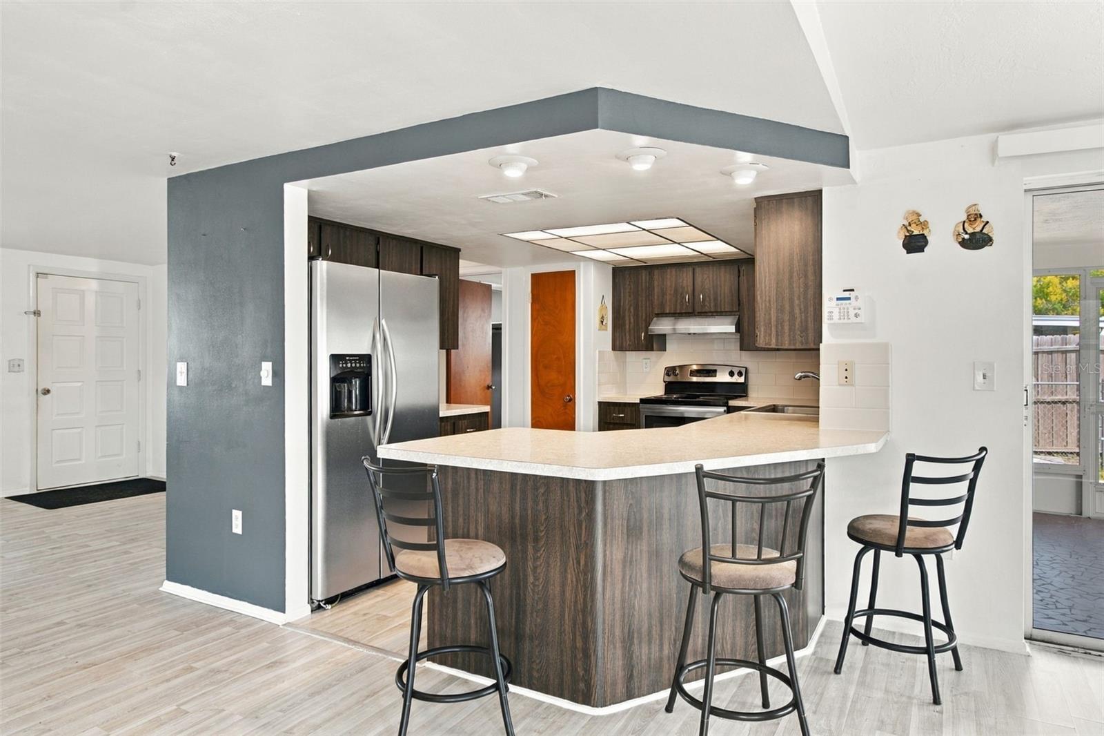 9520 GLEN MOOR LN — photo 13
